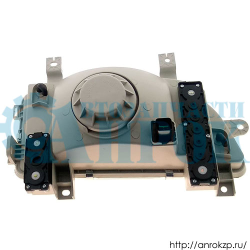 Фара левая HYUNDAI HD160/170/270/500 (08-) Китай 92101-7A101 / 921017A101 / 92101-7A100 / 921017A100.