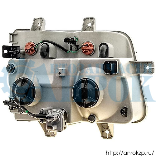 Фара левая (12-) 92101-7C500 / 921017C500 от производителя МК для автомобиля HYUNDAI HD170/450.